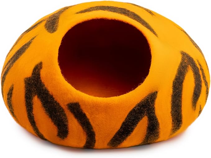 Woolygon Premium Felt Cat Cave Bed ā Wool Kitty Beds Handcrafted Kitten Caves Bed for Indoor Cats - Made from 100% Eco-Friendly Merino Wool, Foldable Cat Hidewawy Covered Cat House Pod