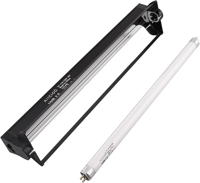 Aiicioo T5 UVB Lighting Combo Kit 8W - Reptile Light Fixture and T5 5.0 UVB Light Bulb for Bearded Dragon Leopard Gecko (12Inch 8W)