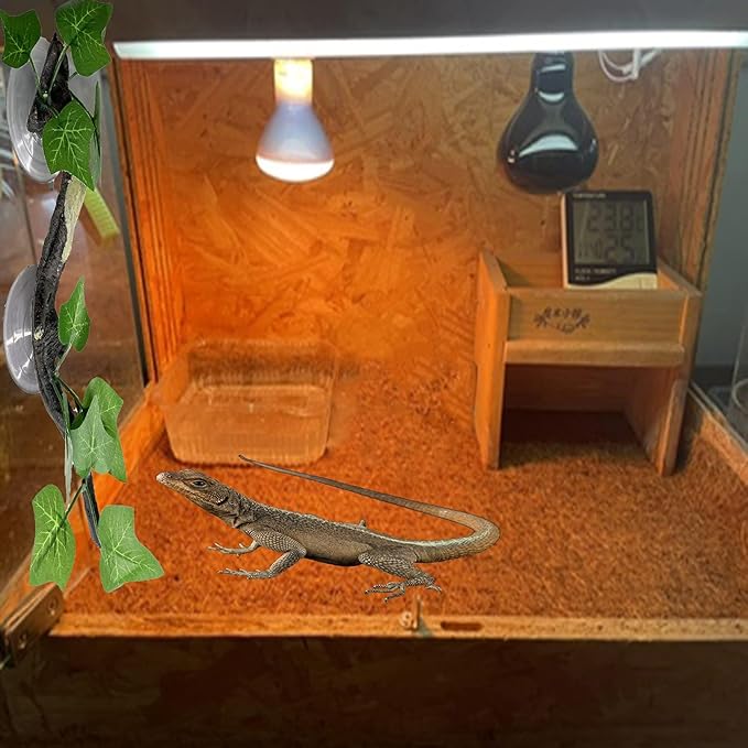 PINVNBY Reptile Corner Branch Resin Climb Tree Branch Decor with Leaves Terrarium Plant Decoration with Suction Cup Gecko Plant Ornament for Amphibian Lizard Snake Climbing (1 Pcs)
