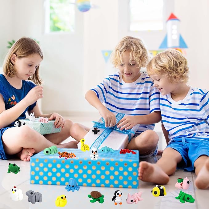21Pcs Mini 3D Printed Animal Set, Flexible Fidget Toys, 3D Printed Animal Figurines Toys for Birthday Gifts,Rewards,Goodie Bag Filler and Office Desktop Decoration