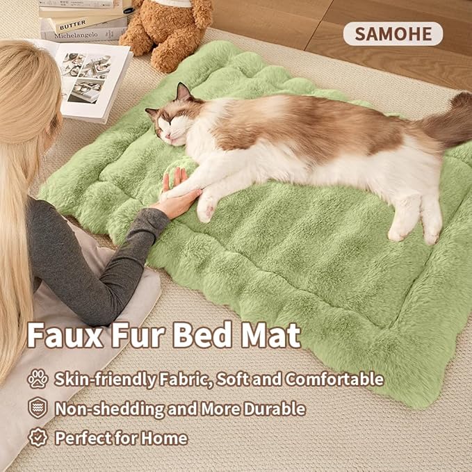 Cat Bed Plush Puppy Pad Mat with Non-Slip Bottom Faux Fur Kitten Beds for Carriers/Floor Dog Friendly 23 x 15 Inch Medium Green