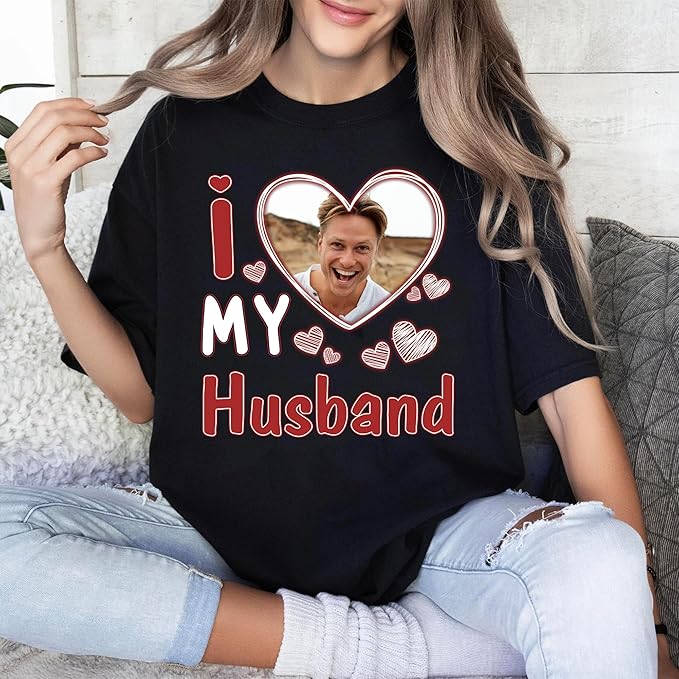 Custom Bootleg Rapper Graphic Tees Shirt – Retro 90s Vintage Style, Personalized Gift for Girlfriend, Birthday, Valentine